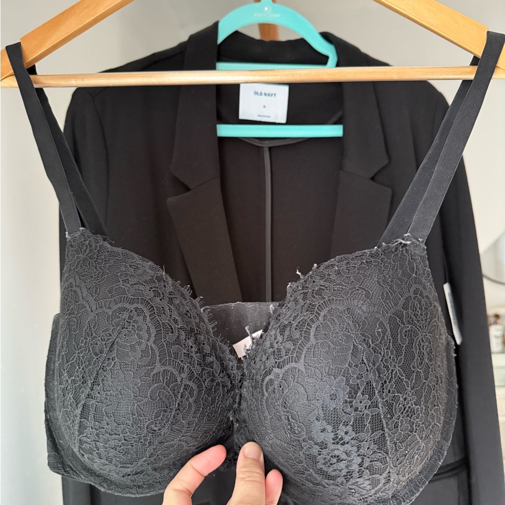 VS Black Lace Bra